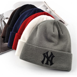 Solid Colour Knit Beanie With Cuff